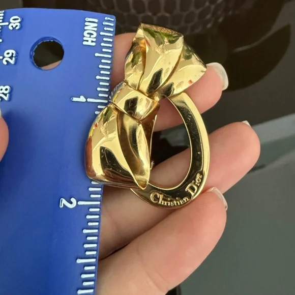 Dior Gold Ribbon Earrings - Picture 2 of 4